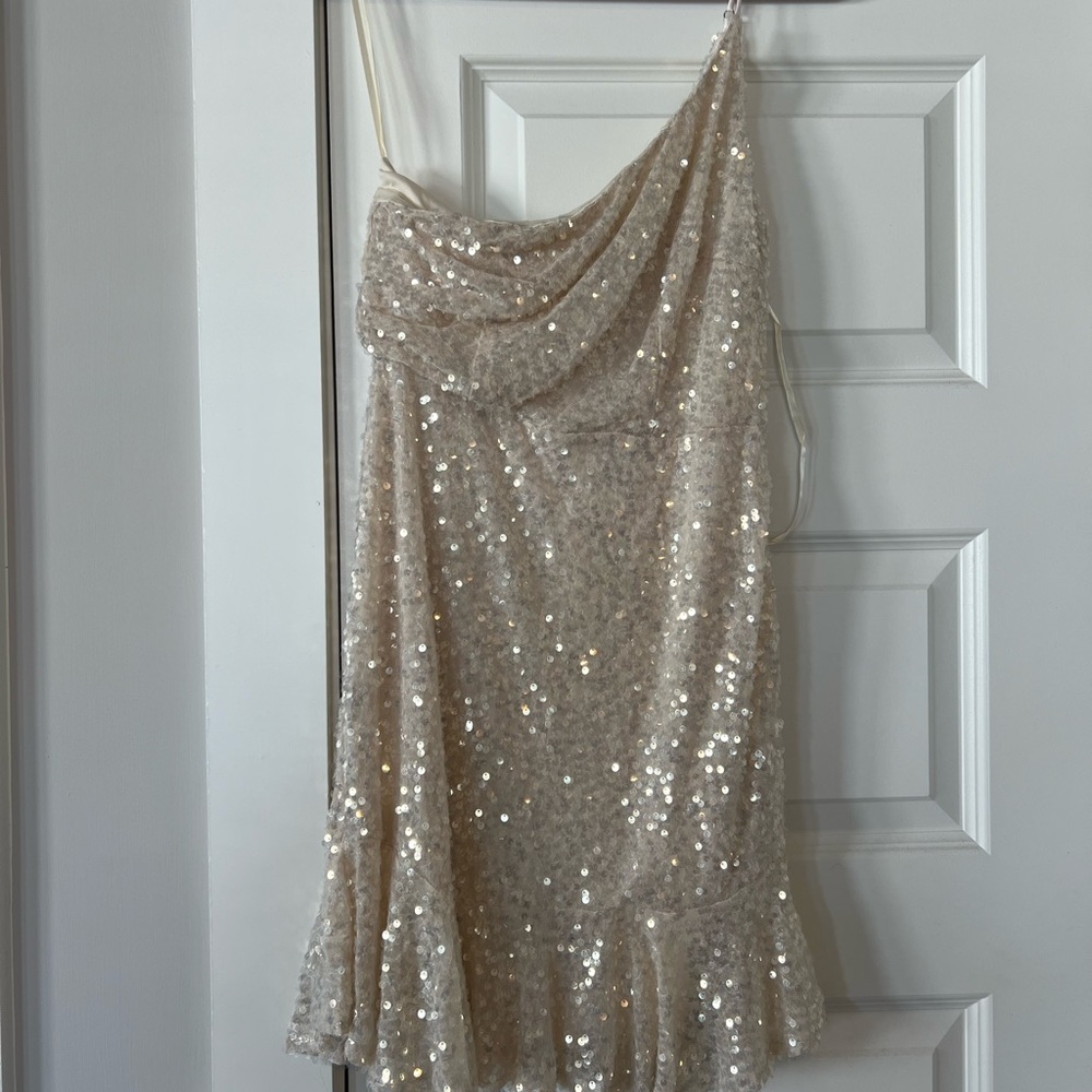One shoulder sequin dress